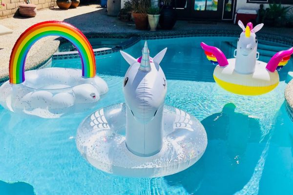 floating unicorns